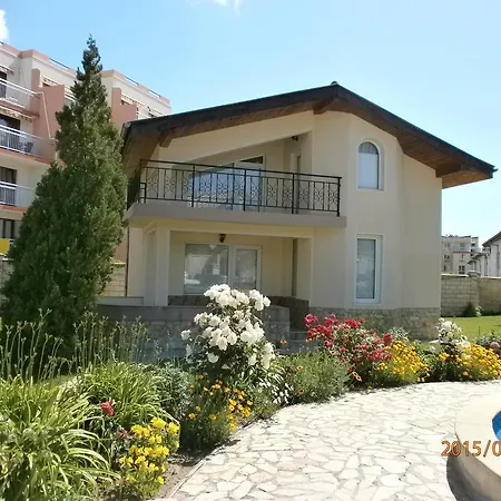 Διαμέρισμα Raduga Kranevo