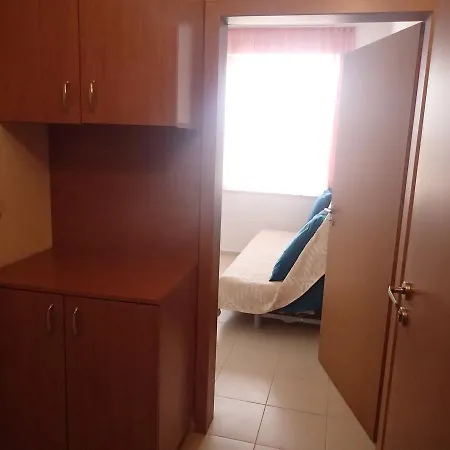 Διαμέρισμα Raduga Kranevo